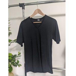 Monsieur - Size medium solid black vneck tshirt